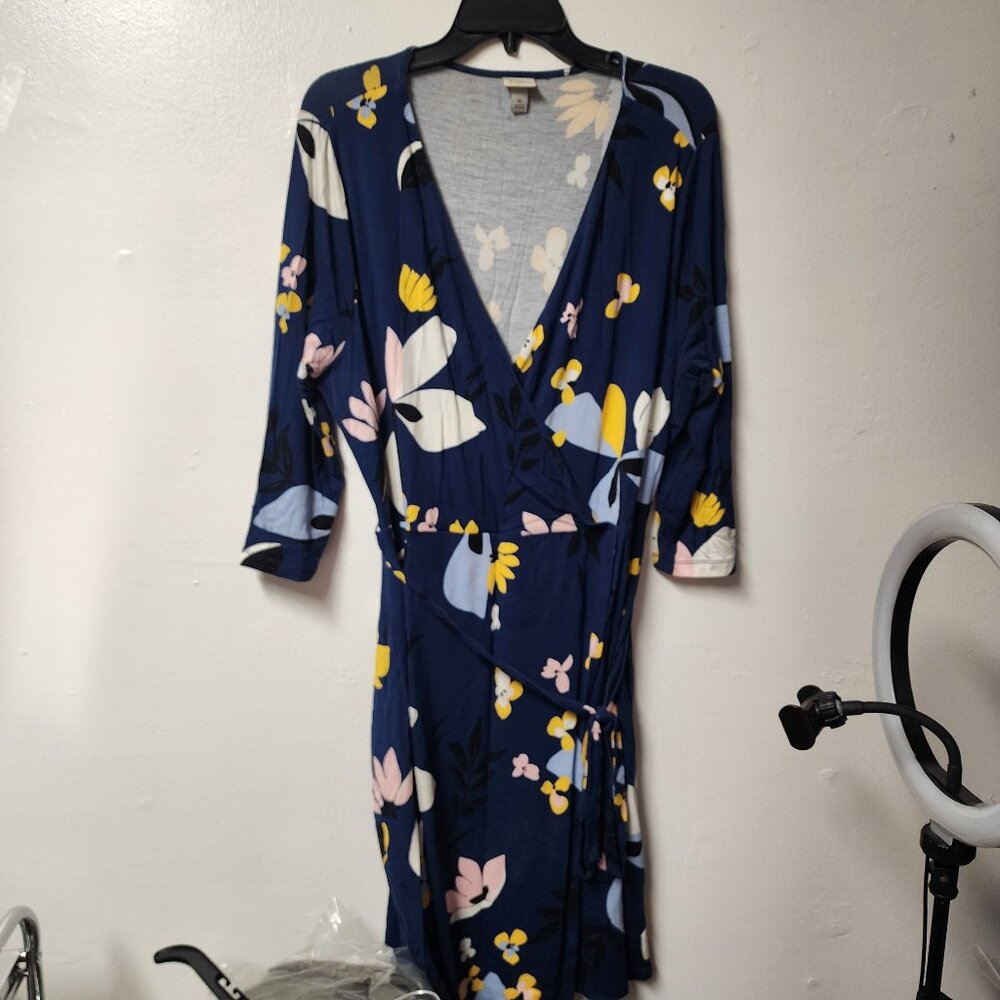 A New Day Navy floral faux wrap dress XL Rayon blend Business Casual